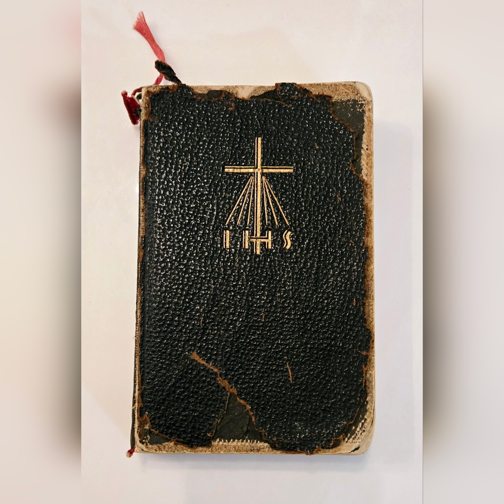 ✠︎ 1942 Moments with God by Reverend Edward F. Garesche S.J.